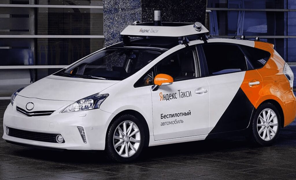 Как сейчас развивается отрасль беспилотной гражданской авиации и наземных перевозках в нашей стране?