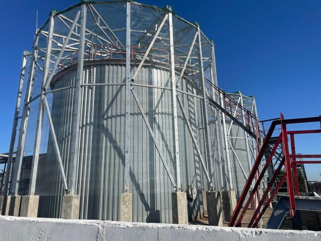 Антидроновые защитные сетки: технология и применение в 2025 году